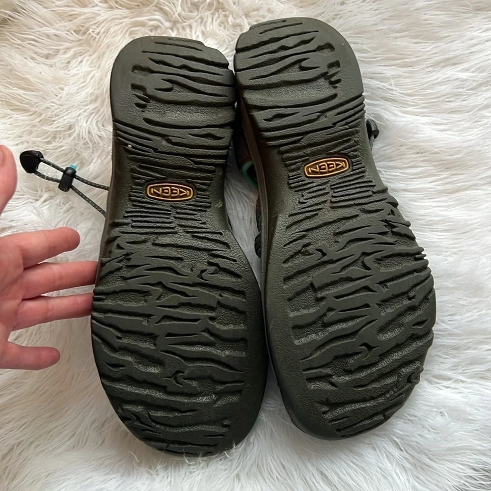 Keen Waterproof Hiking Wading Sandals Mens Size 10.5